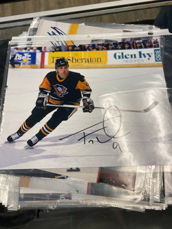Tony Tanti signed Pittsburgh Penguins 8x10 Photo