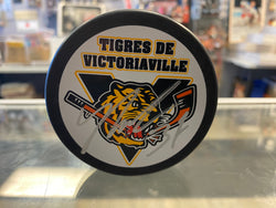 Yanni Gourde signed Victoriaville Tigres Hockey Puck Seattle Kraken