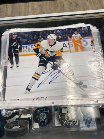 Jared McCann signed Pittsburgh Penguins 8x10 Photo