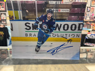 Colby Barlow signed Winnipeg Jets 8x10 Photo