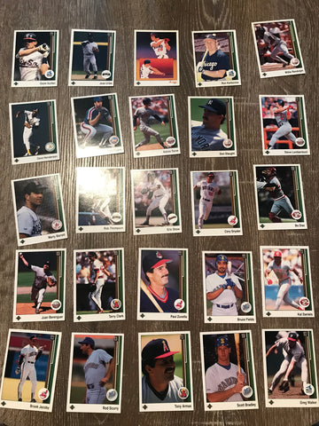 1989 Upper Deck Baseball Lot of 25 Cards #7