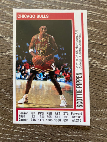 SCOTTIE PIPPEN 1991-92 Panini Basketball Stickers #113 Chicago Bulls Sticker