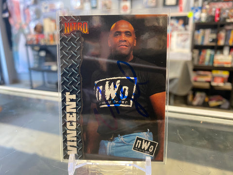 Vincent / Virgil signed WCW nWo Wrestling Card