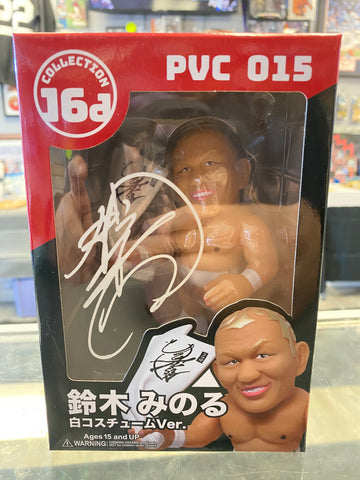 Minoru Suzuki signed 16d Collection Japan Wrestling Figure